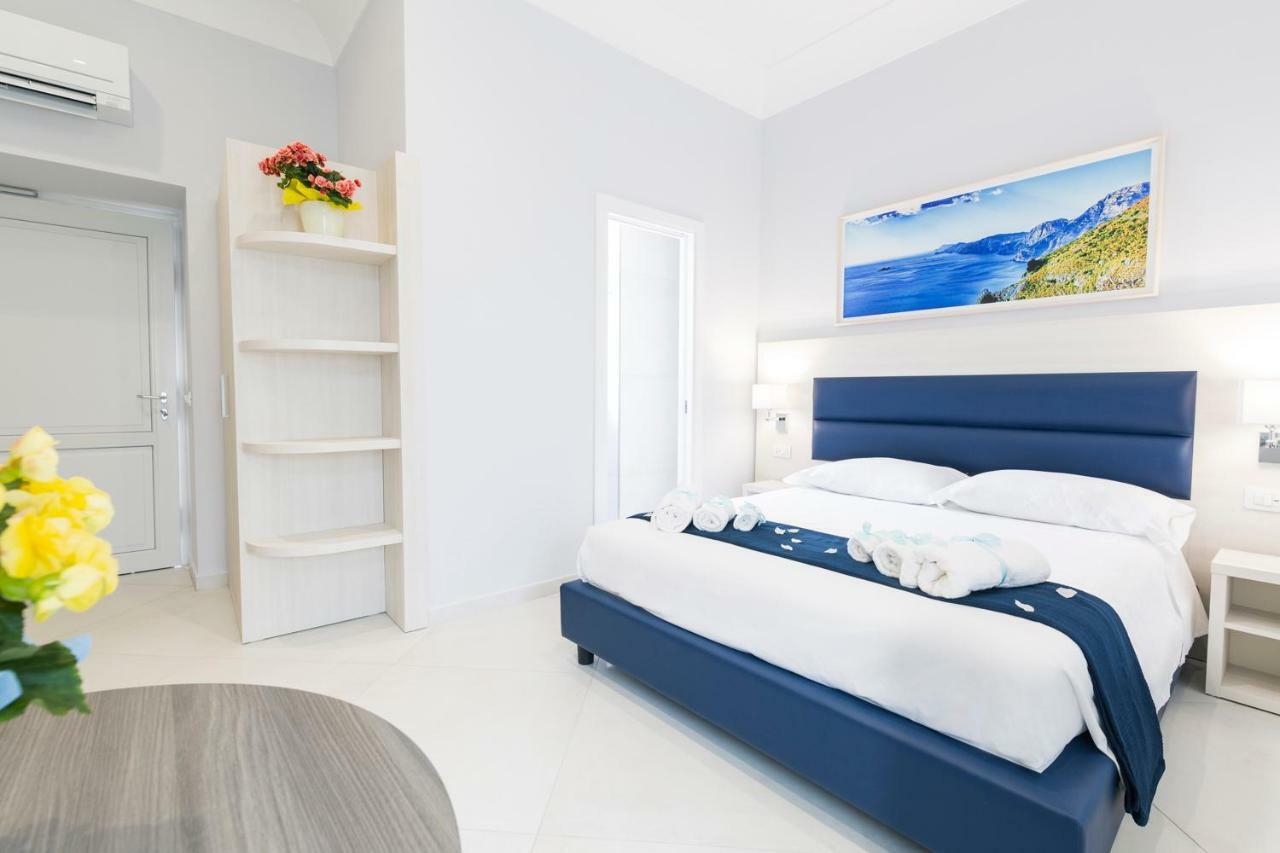 Relais Kaora Guesthouse Сант'Агнело Екстериор снимка